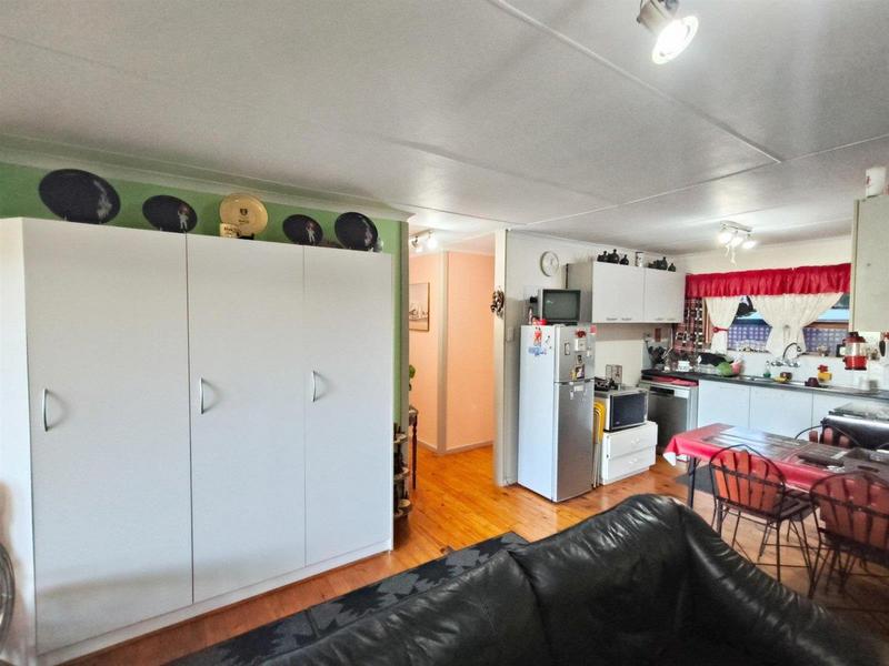 3 Bedroom Property for Sale in Fraaiuitsig Western Cape